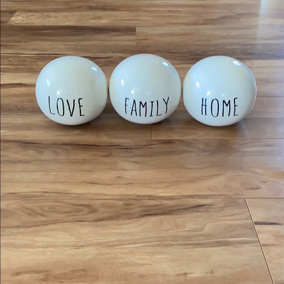 Pier 1 HOME white ceramic decorative sphere - Picture 11 of 12